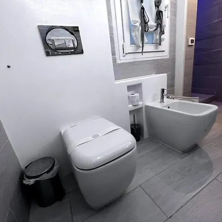Apartment Deluxe 4 Bedrooms In Fegina Monterosso