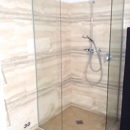 Deluxe 4 Bedrooms In Fegina Monterosso *