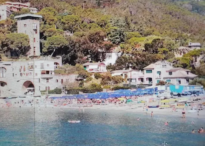 Deluxe 4 Bedrooms In Fegina Monterosso *