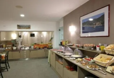 Deluxe 4 Bedrooms In Fegina Monterosso מונטרוסו אל מארה